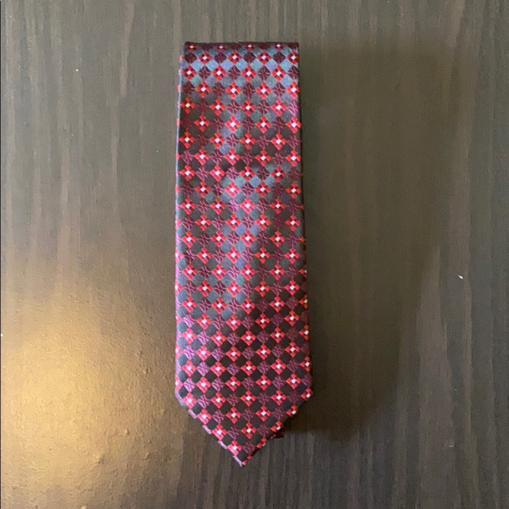 Lee Ming Collections Red and Black Tie